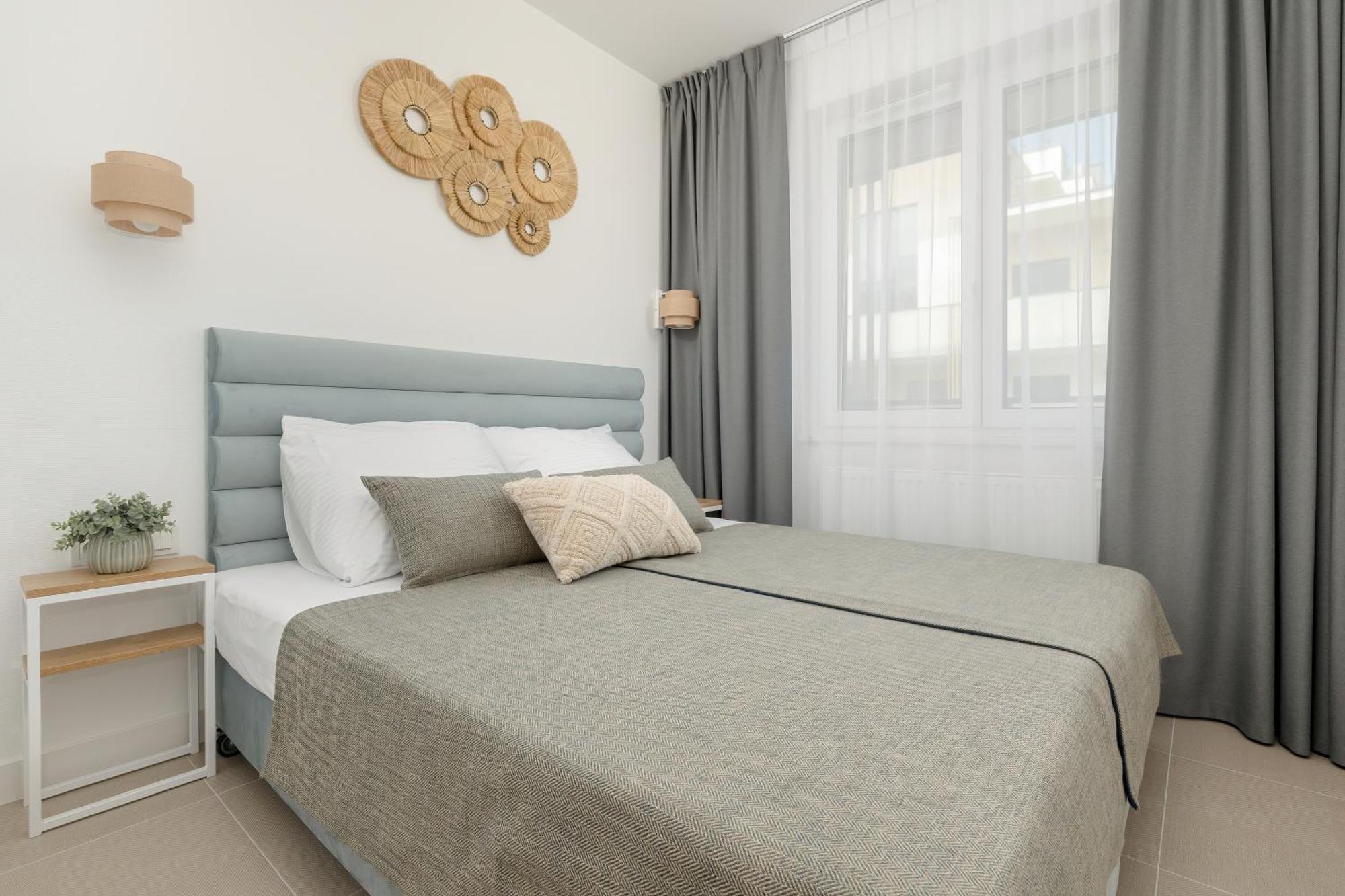 Aquamarina Dabki Marina Invest Aparthotel Exteriör bild