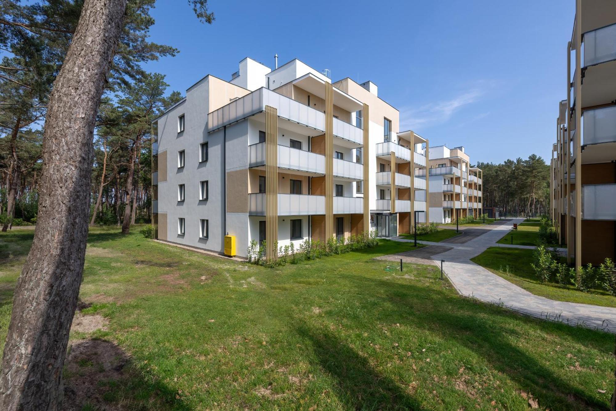 Aquamarina Dabki Marina Invest Aparthotel Exteriör bild