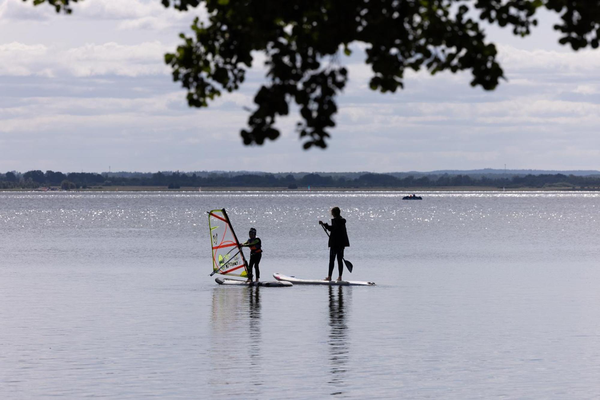 Aquamarina Dabki Marina Invest Aparthotel Exteriör bild